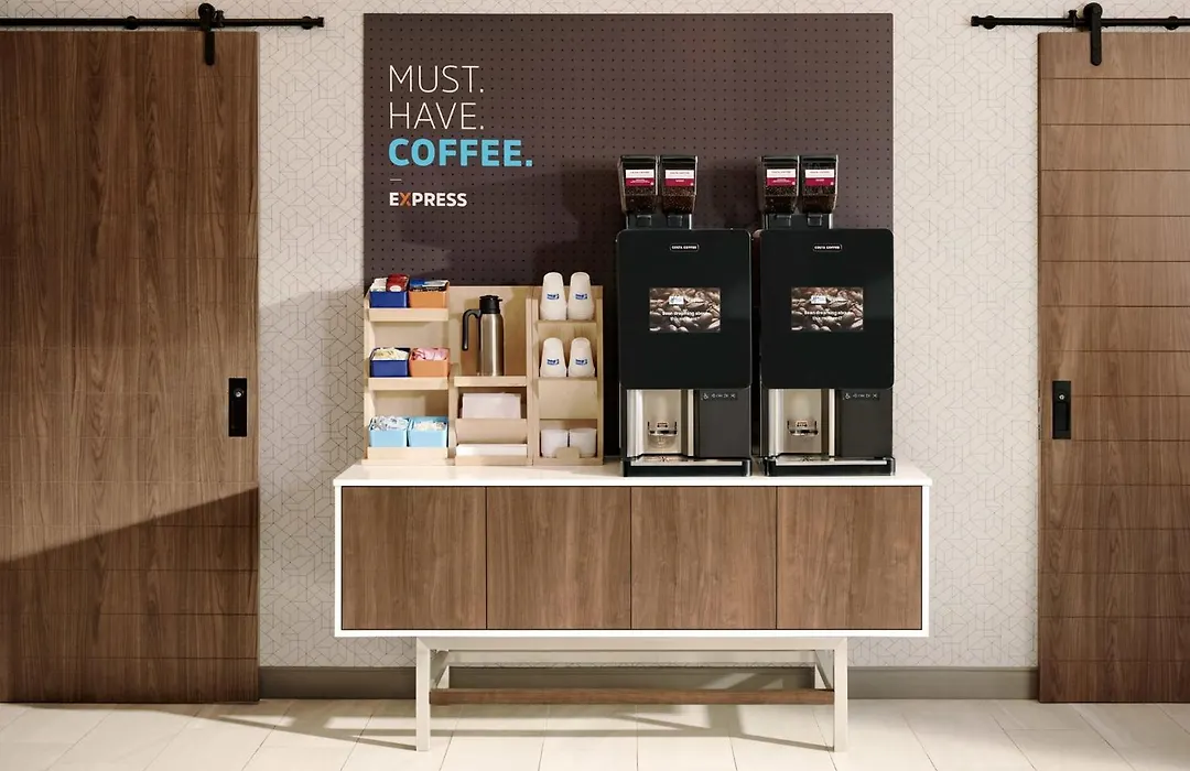 Holiday Inn Express & Suites - Valencia - Santa Clarita By Ihg-1