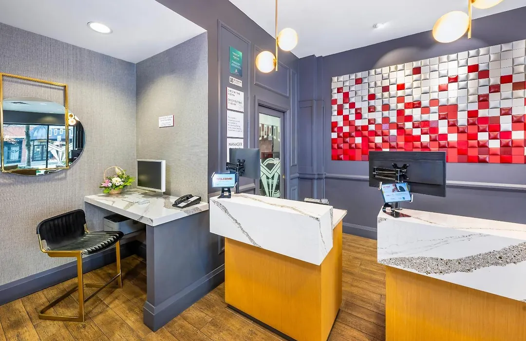 Quality Inn & Suites (Adults Only)-1