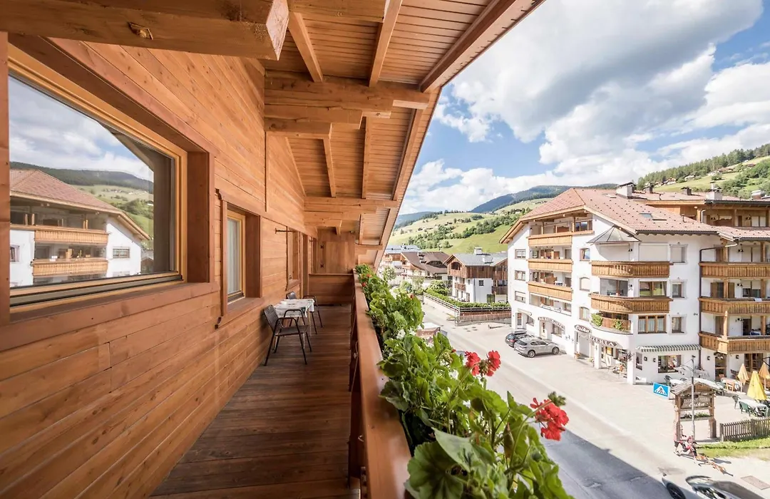 Garni Hotel Residence Diamant-1