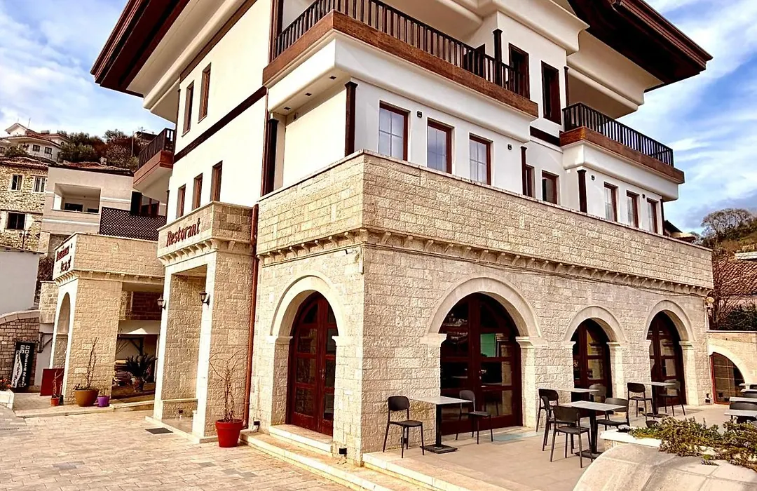 Hotel Rezidenca Desaret-1