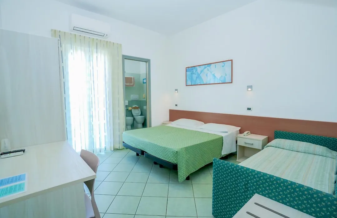 Hotel Haiti-1