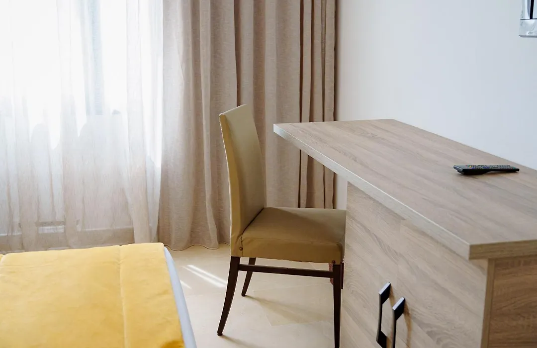 hôtel LE PACHA-1