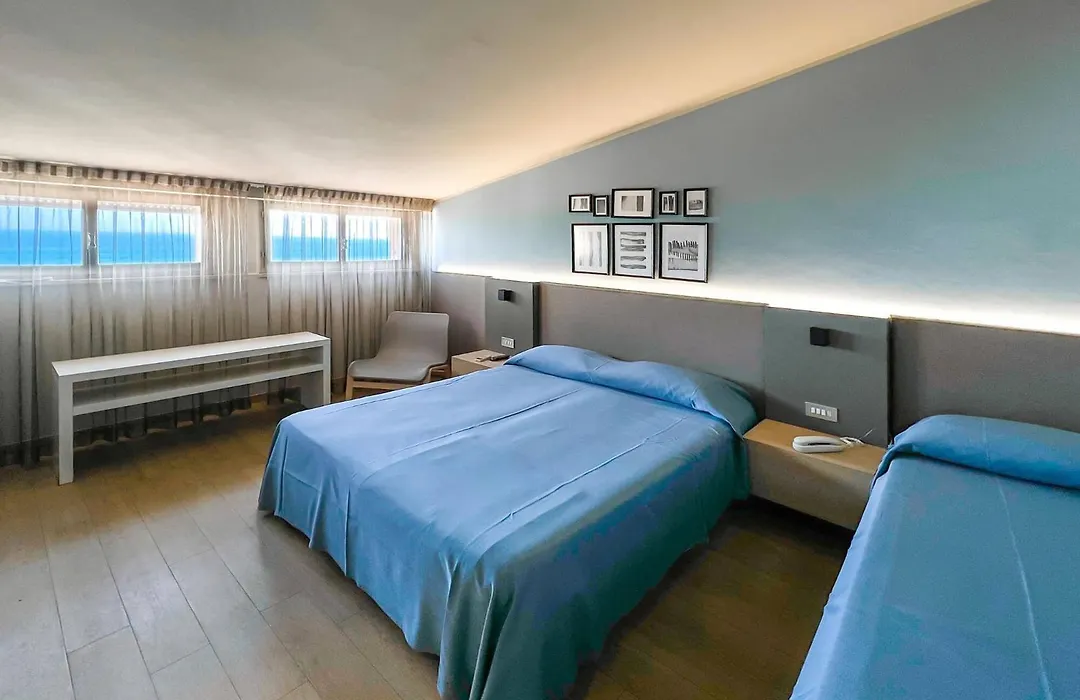 Hotel Brig Fronte Mare Nuova Gestione-1