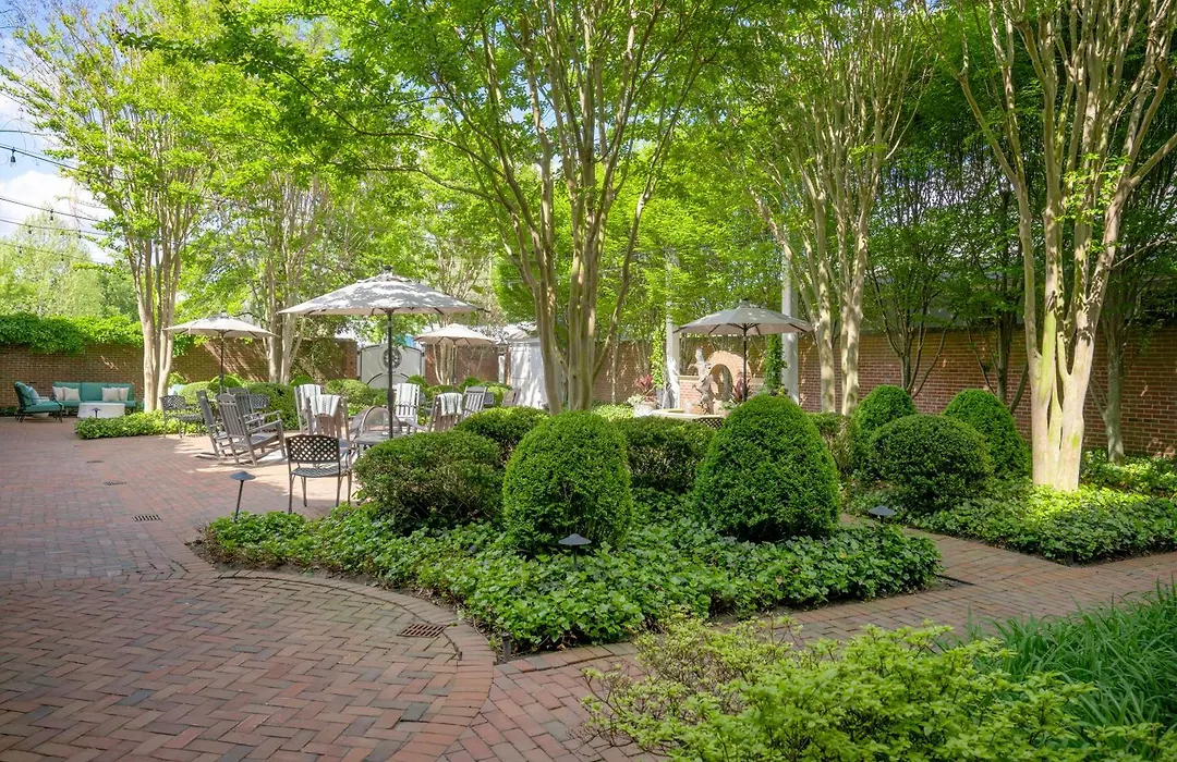The Tidewater Inn-1