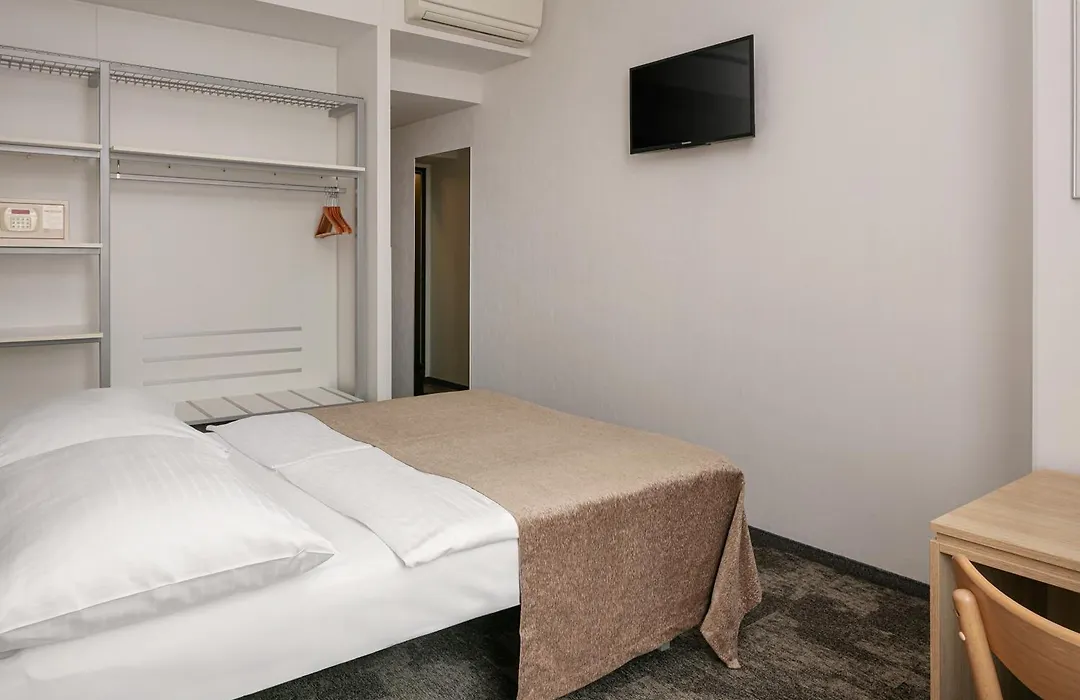 Hotel Ambiance-1