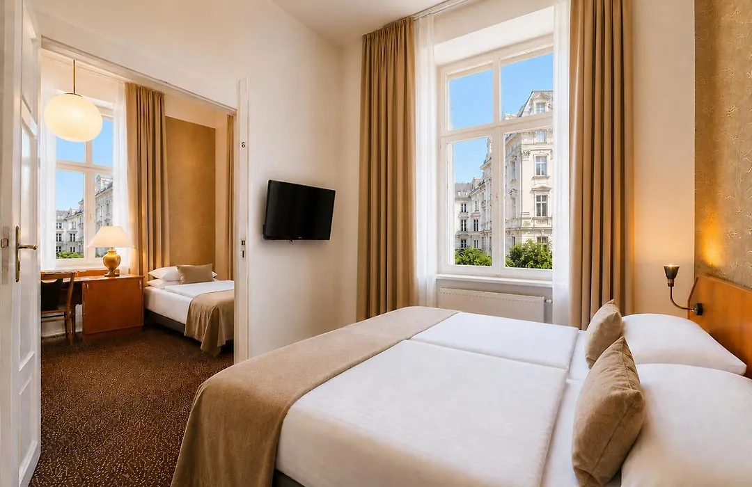 Hotel Metropolitan Old Town - Czech Leading Hotels - Operated By Czech Inn-1