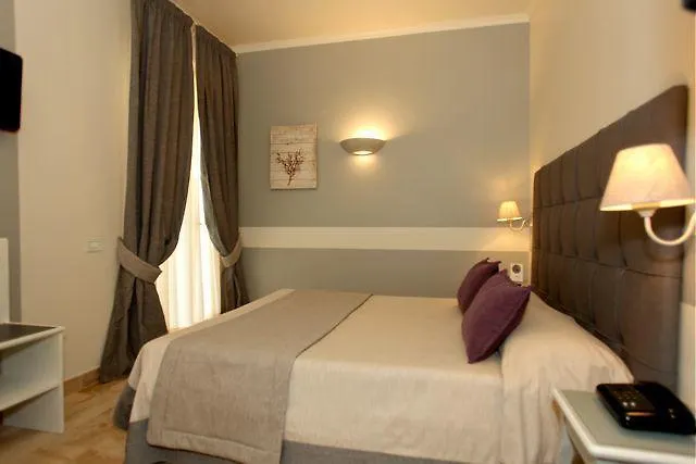 Hotel La Colonnina-1