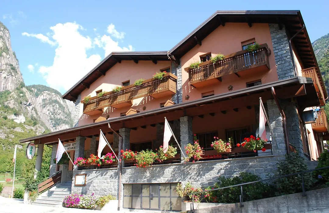 Hotel Ristorante Miramonti-1