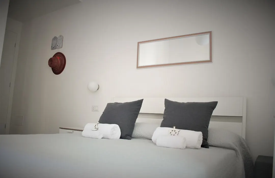 Real Rooms-1