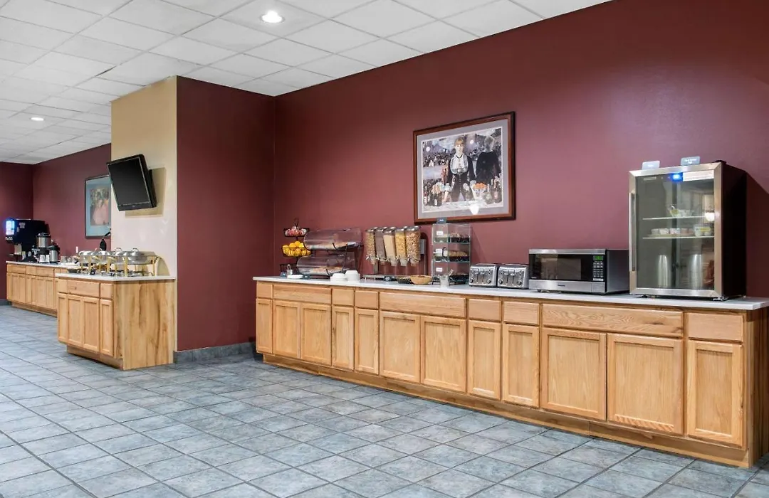 Clarion Hotel-1