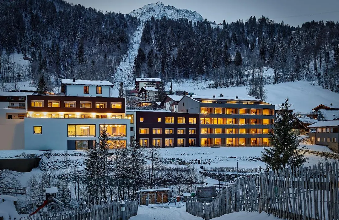 Aktiv-Hotel Sarotla-1
