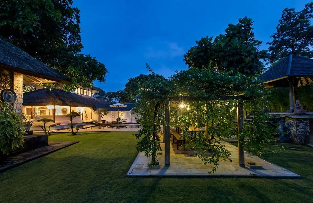 Villa Wantilan Putih-1
