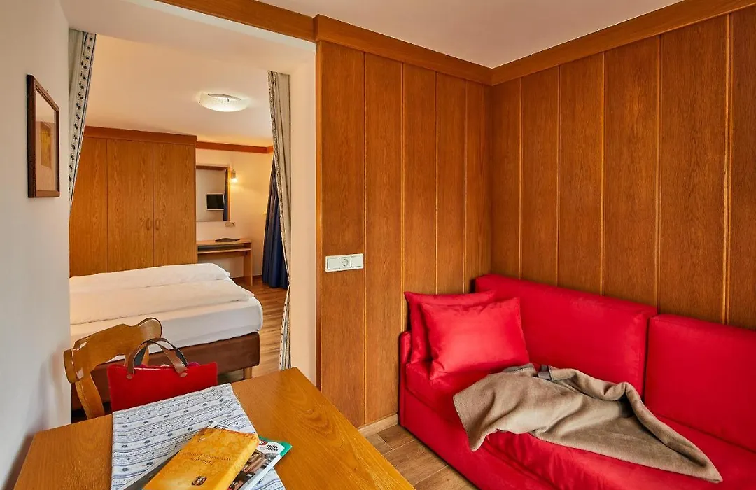 Hotel Pensione Veneranda-1