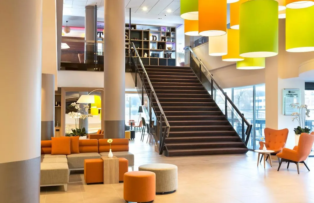 Holiday Inn Amsterdam-1
