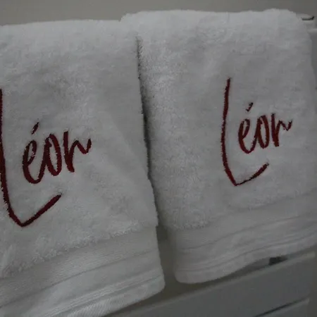James & Leon-3