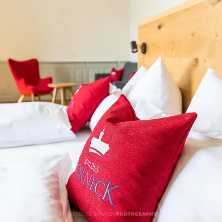 Schlosshotel Horneck-3