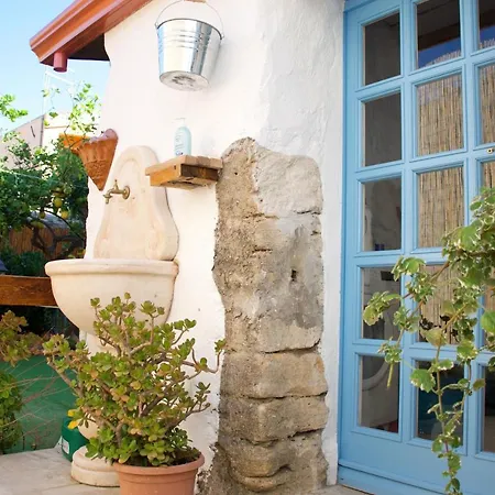 Bnb Le Janas-2