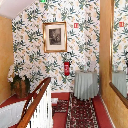 Hôtel des Arceaux-2