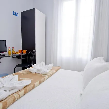 Barcelona City Hotel-3