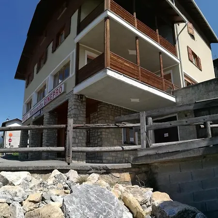 Hotel Gin-2