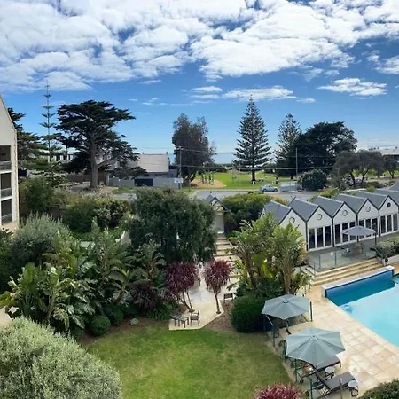 Portsea Village Resort-3