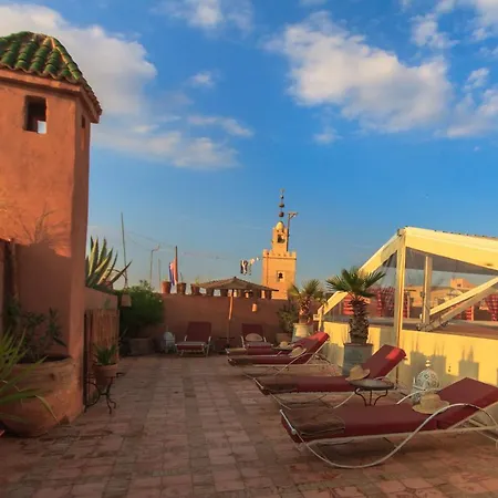 Riad Nabila-3