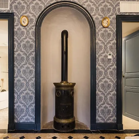 Le Petit Manoir-2