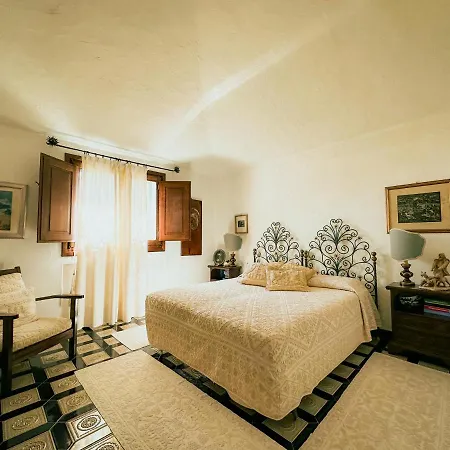 Sardinian Luxury Hospitality - Villa Fuli Rooms&more-2