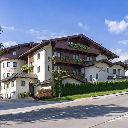 Hotel Landhaus Zillertal-3