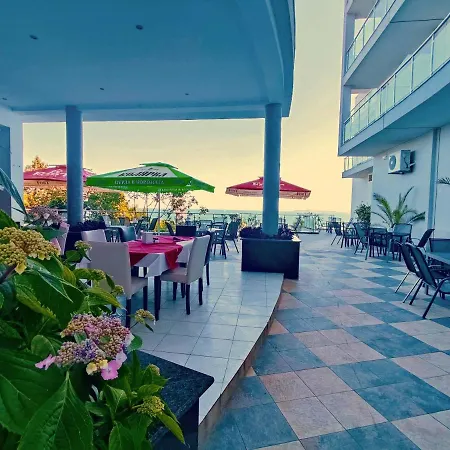 Moonlight Hotel-2
