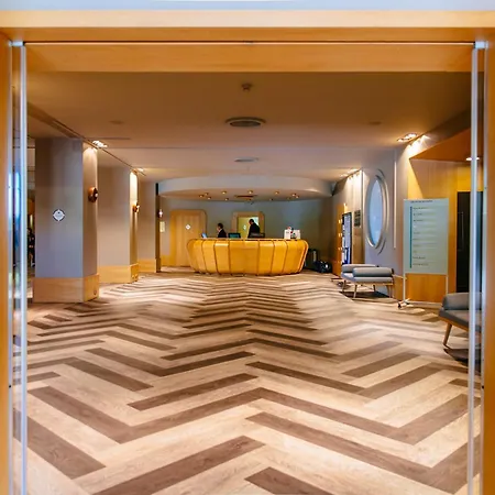 Axis Vermar Conference & Beach Hotel-3