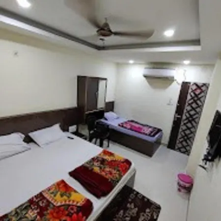 Swastik Guest House Varanasi-3