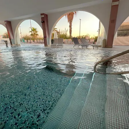 Yes Hotel Touring & Spa-2