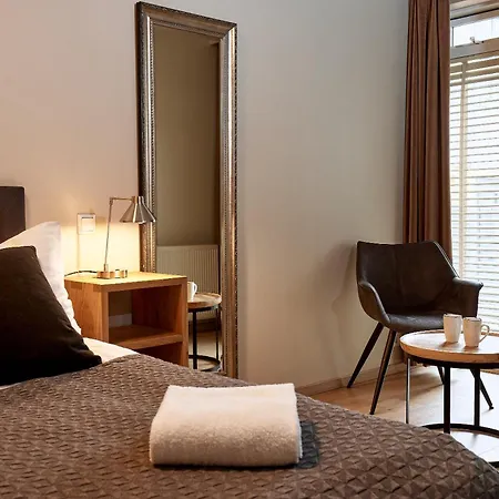 Hotel Fron-2