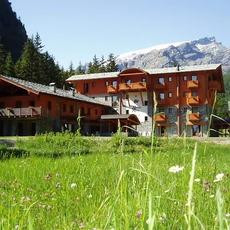 Le Rocher Hotel-3
