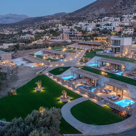 Deos Luxury Suites - Adults Only-3