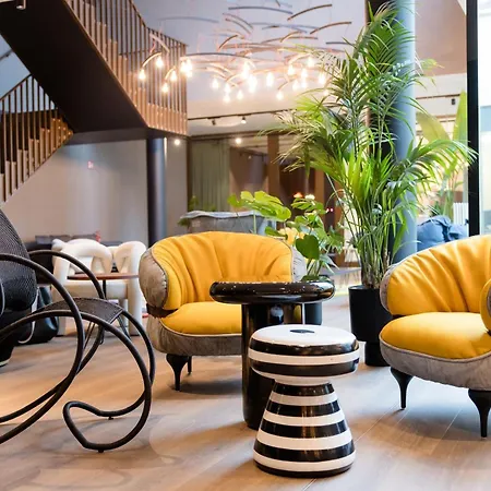 Motel One Antwerp-2
