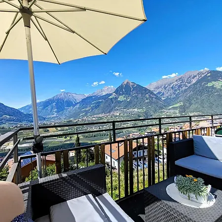 Schenna Garni Eden Bed & Breakfast-2