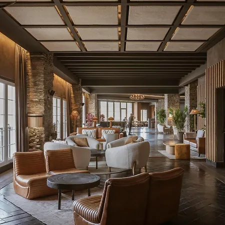 The Mountains Hotel-2