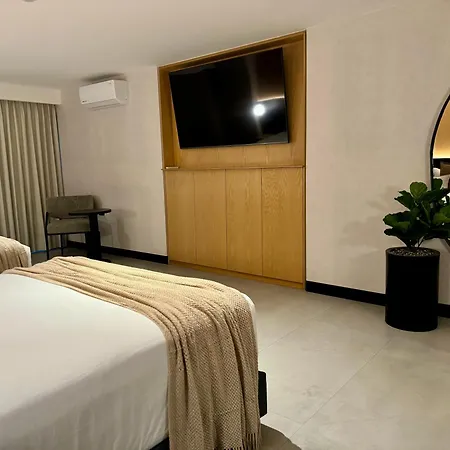 Hotel Aló Degollado-2