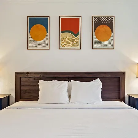 Reeds Lodge-2