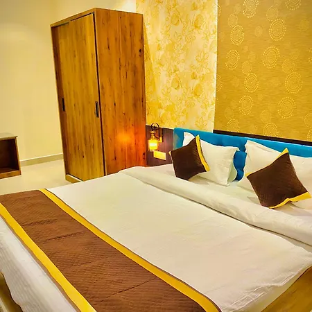 Hotel Tulsi Grand Inn-3