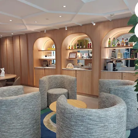 Mercure Paris Arc De Triomphe Wagram-2