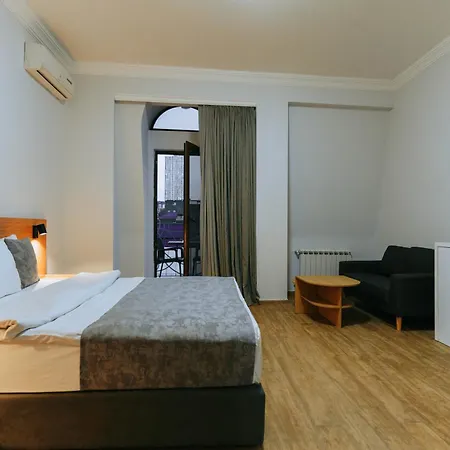 Hotel Old Town-3