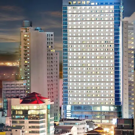St Giles Hotel Makati-3