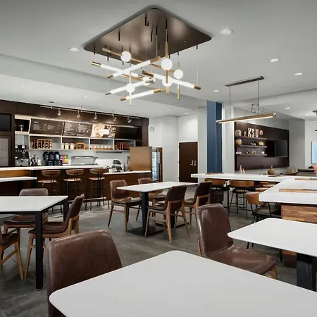Courtyard By Marriott Atlanta Kennesaw-3