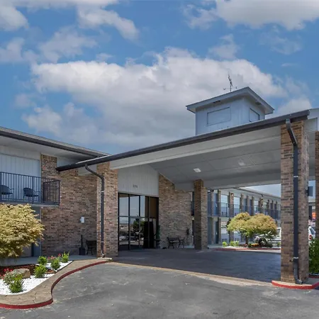 Surestay Plus Hotel By Best Western Poteau-3