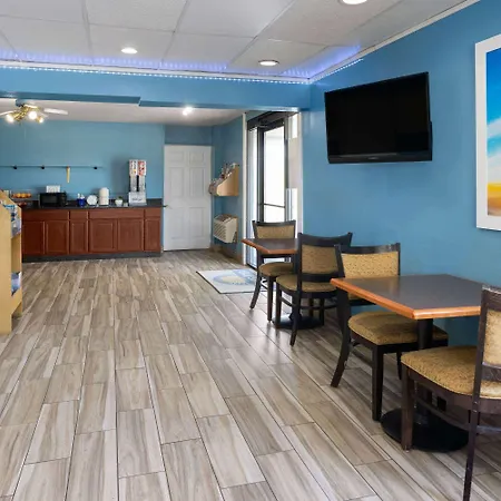 Days Inn By Wyndham Queensbury/Lake George-2