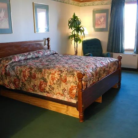 State Line Inn-3