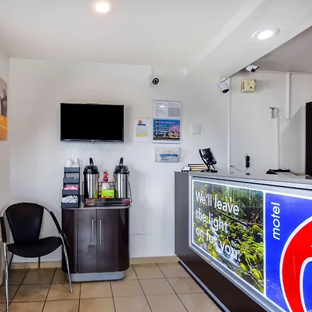 Motel 6-Kelso, Wa - Mt. St. Helens-3